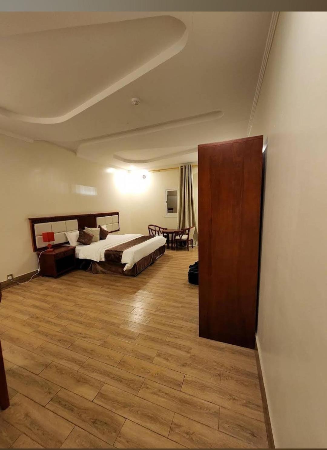 Fakher Yanbu Hotel Buitenkant foto